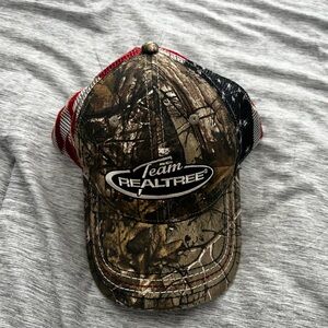 Team realtree camo American flag trucker hat